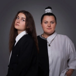 Обкладинка: Teresa & Maria