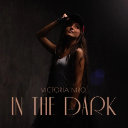 Обкладинка: In the dark